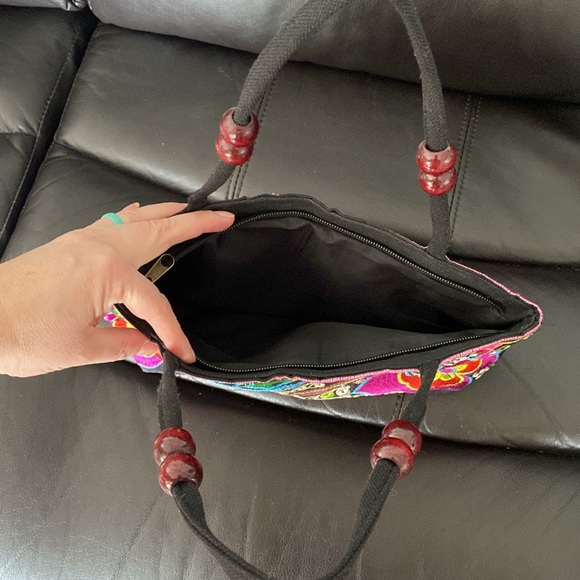 Super cute purse! - Picture 2 of 2